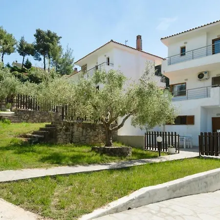 Elaia Villas, Elani Siviri