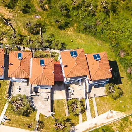 Elaia Villas, Elani Siviri